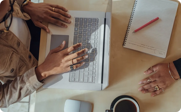 Stay focused and functional, even in meetings and complex tasks.